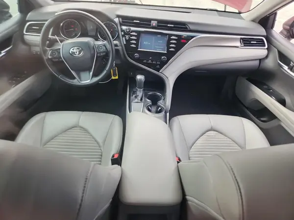 4T1B11HK1JU594525 2018 TOYOTA CAMRY - Image 8