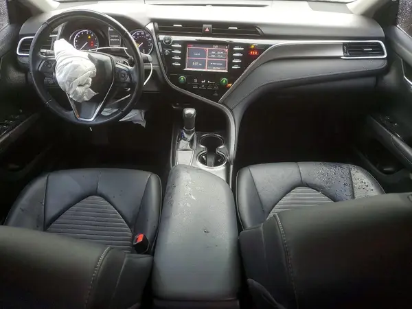 4T1B11HK1JU596209 2018 TOYOTA CAMRY - Image 8