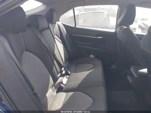 4T1B11HK1JU596985 2018 TOYOTA CAMRY - Image 8