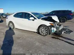 4T1B11HK1JU598218 2018 TOYOTA CAMRY