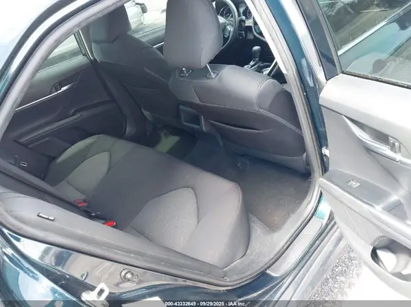 4T1B11HK1JU598610 2018 TOYOTA CAMRY - Image 8