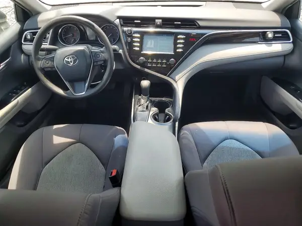 4T1B11HK1JU598879 2018 TOYOTA CAMRY - Image 8