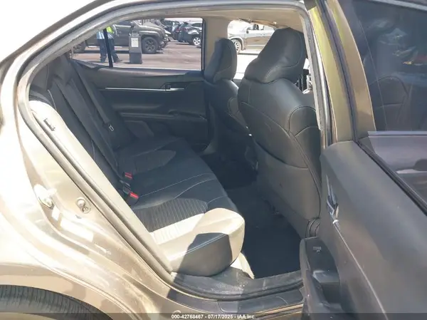 4T1B11HK1JU599790 2018 TOYOTA CAMRY - Image 8