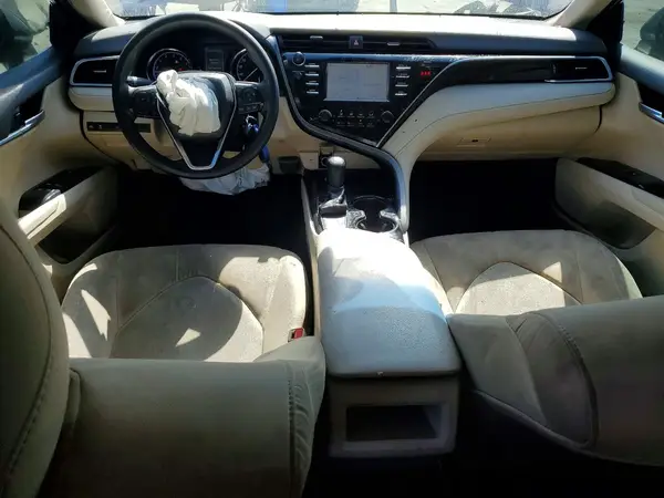 4T1B11HK1JU601246 2018 TOYOTA CAMRY - Image 8