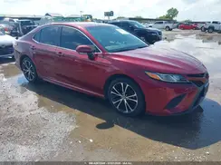 4T1B11HK1JU605202 2018 TOYOTA CAMRY