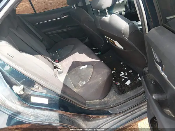 4T1B11HK1JU610710 2018 TOYOTA CAMRY - Image 8