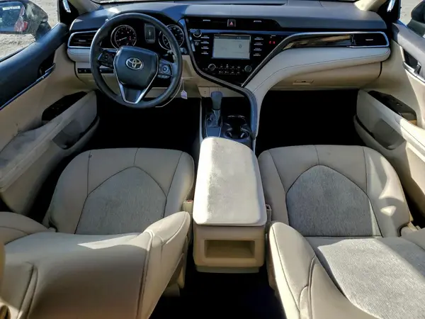 4T1B11HK1JU611582 2018 TOYOTA CAMRY - Image 8