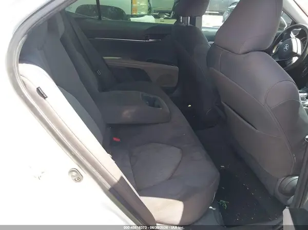 4T1B11HK1JU613865 2018 TOYOTA CAMRY - Image 8
