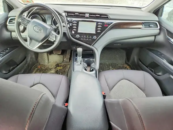 4T1B11HK1JU614272 2018 TOYOTA CAMRY - Image 8