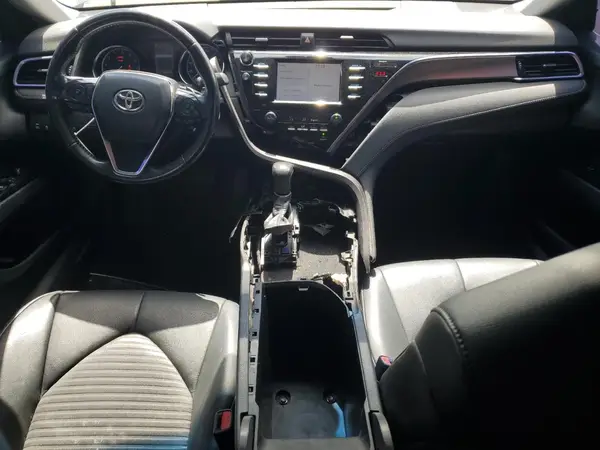 4T1B11HK1JU615759 2018 TOYOTA CAMRY - Image 8
