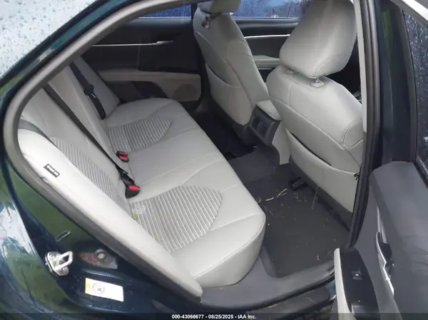 4T1B11HK1JU616281 2018 TOYOTA CAMRY - Image 8