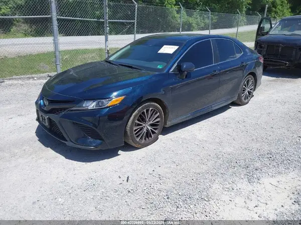 4T1B11HK1JU616507 2018 TOYOTA CAMRY - Image 2
