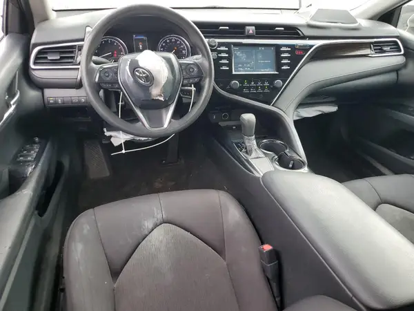 4T1B11HK1JU617348 2018 TOYOTA CAMRY - Image 8