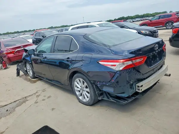 4T1B11HK1JU619617 2018 TOYOTA CAMRY - Image 2
