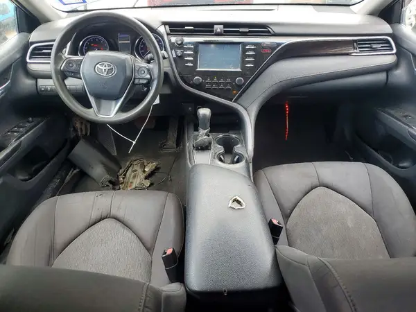 4T1B11HK1JU619617 2018 TOYOTA CAMRY - Image 8