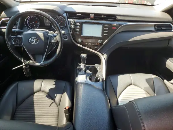 4T1B11HK1JU620055 2018 TOYOTA CAMRY - Image 8