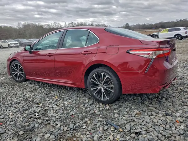 4T1B11HK1JU624784 2018 TOYOTA CAMRY - Image 2