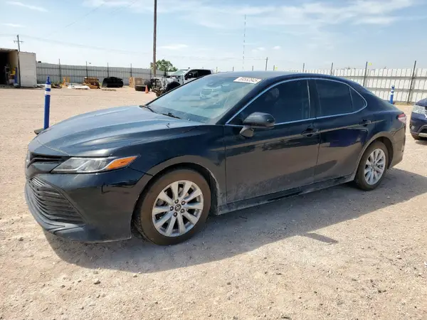 4T1B11HK1JU628849 2018 TOYOTA CAMRY - Image 1