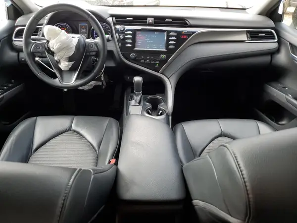 4T1B11HK1JU629497 2018 TOYOTA CAMRY - Image 8