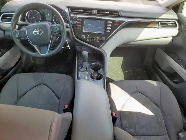 4T1B11HK1JU631377 2018 TOYOTA CAMRY - Image 8