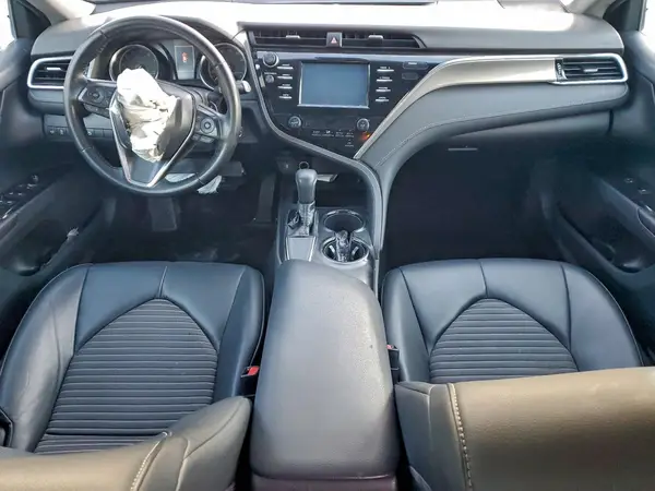 4T1B11HK1JU631525 2018 TOYOTA CAMRY - Image 8