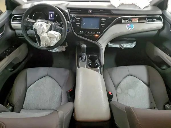 4T1B11HK1JU636708 2018 TOYOTA CAMRY - Image 8