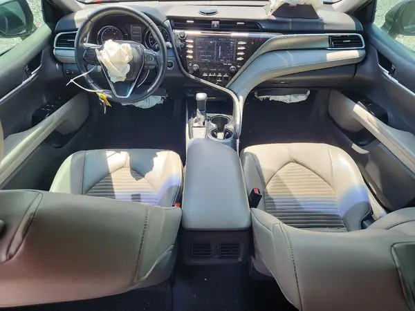 4T1B11HK1JU637955 2018 TOYOTA CAMRY - Image 8