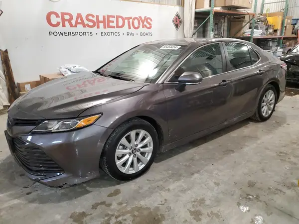 4T1B11HK1JU639141 2018 TOYOTA CAMRY - Image 1
