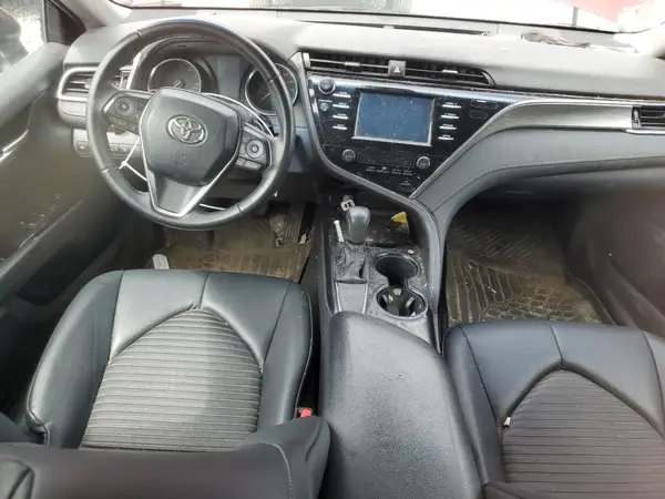 4T1B11HK1JU640550 2018 TOYOTA CAMRY - Image 8