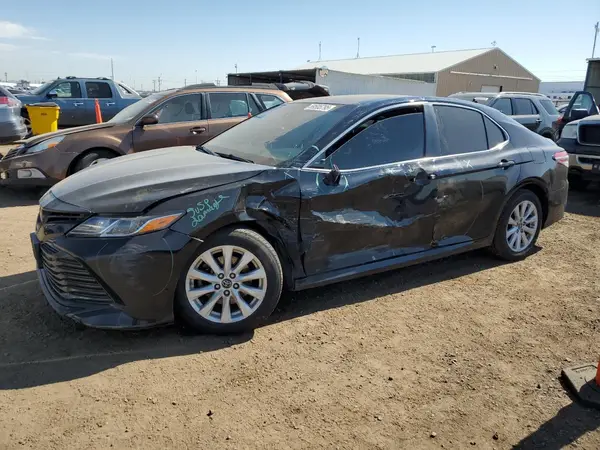 4T1B11HK1JU641732 2018 TOYOTA CAMRY - Image 1