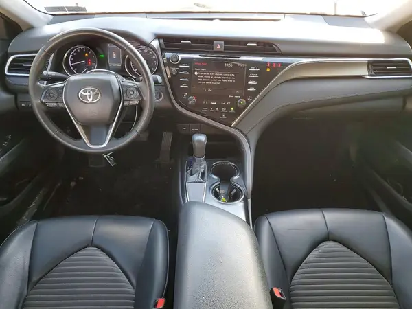 4T1B11HK1JU648423 2018 TOYOTA CAMRY - Image 8