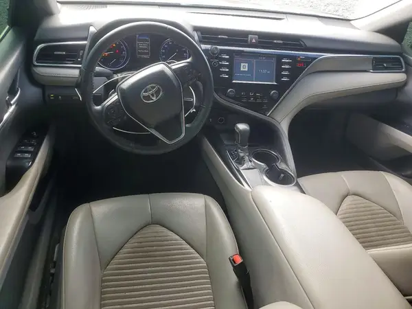 4T1B11HK1JU652701 2018 TOYOTA CAMRY - Image 8