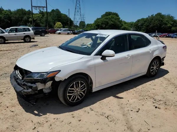 4T1B11HK1JU654058 2018 TOYOTA CAMRY - Image 1