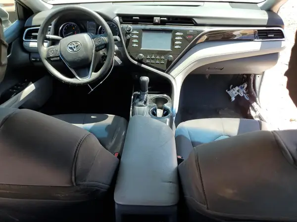 4T1B11HK1JU654058 2018 TOYOTA CAMRY - Image 8