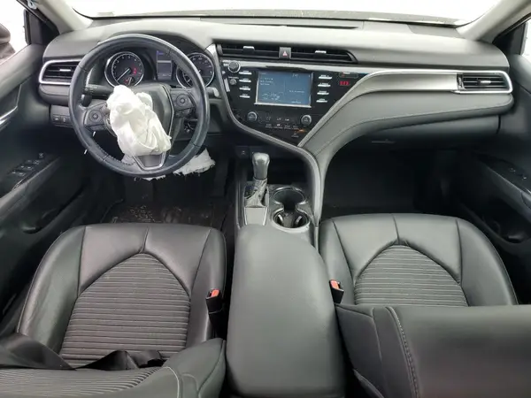 4T1B11HK1JU655761 2018 TOYOTA CAMRY - Image 8