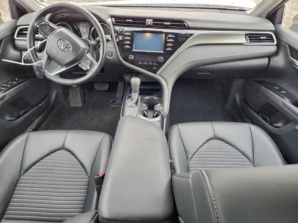 4T1B11HK1JU656151 2018 TOYOTA CAMRY - Image 8