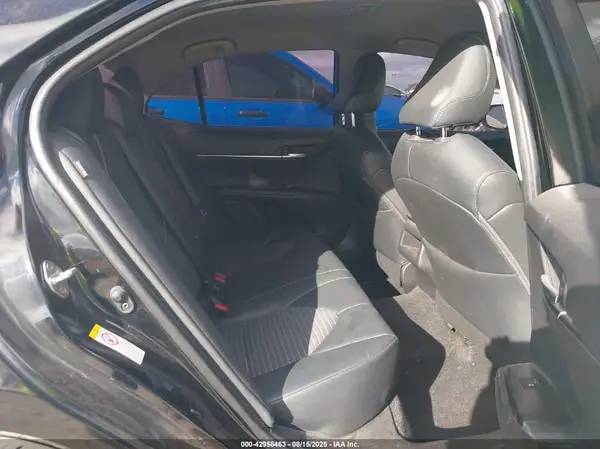 4T1B11HK1JU661415 2018 TOYOTA CAMRY - Image 8