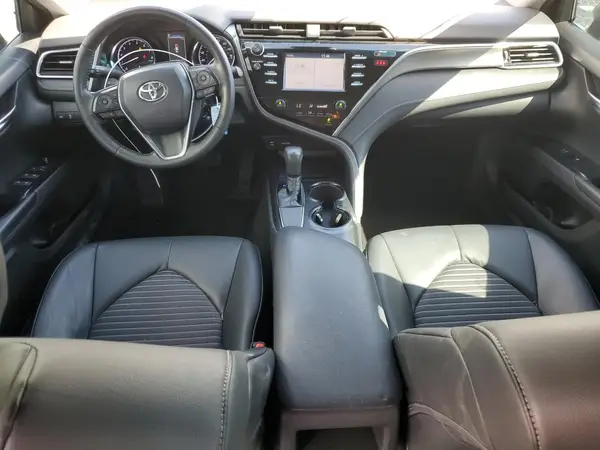 4T1B11HK1JU663567 2018 TOYOTA CAMRY - Image 8