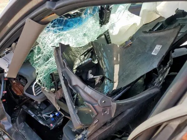 4T1B11HK1JU663696 2018 TOYOTA CAMRY - Image 8