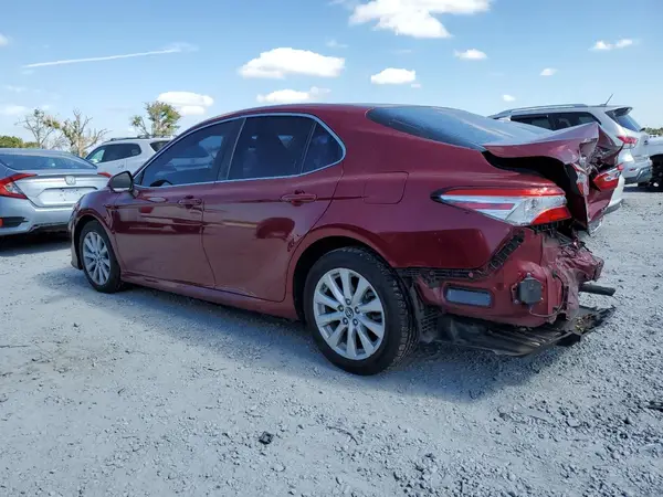 4T1B11HK1JU666162 2018 TOYOTA CAMRY - Image 2