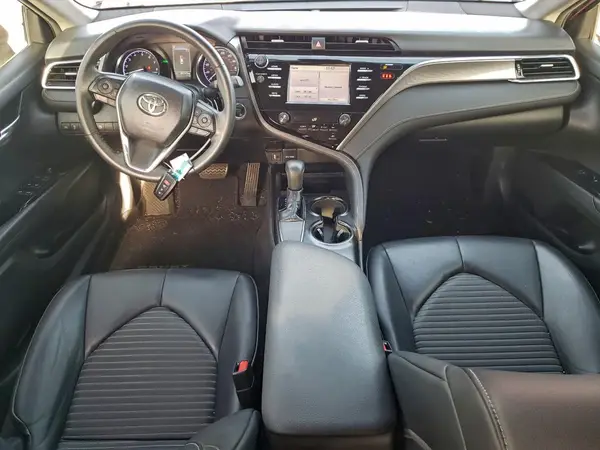 4T1B11HK1JU666890 2018 TOYOTA CAMRY - Image 8