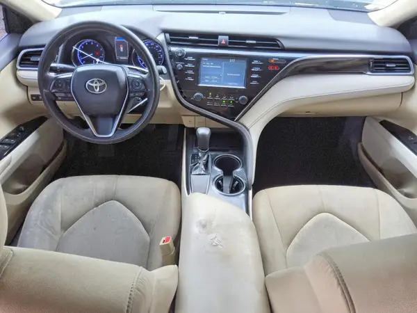 4T1B11HK1JU667733 2018 TOYOTA CAMRY - Image 8