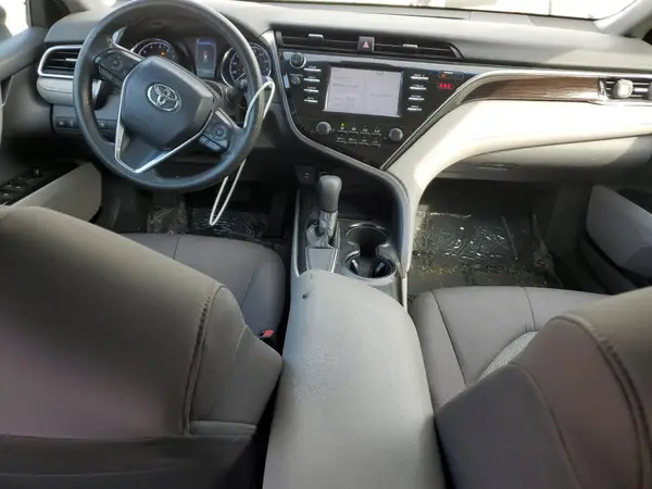4T1B11HK1JU671667 2018 TOYOTA CAMRY - Image 8