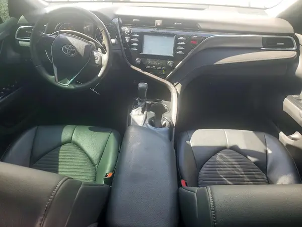 4T1B11HK1JU673449 2018 TOYOTA CAMRY - Image 8