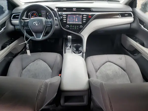 4T1B11HK1JU676318 2018 TOYOTA CAMRY - Image 8