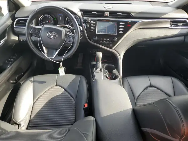 4T1B11HK1JU676867 2018 TOYOTA CAMRY - Image 8