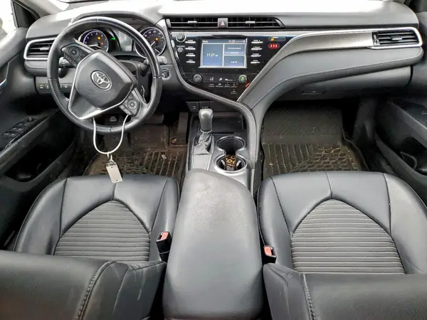 4T1B11HK1JU677159 2018 TOYOTA CAMRY - Image 8