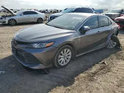 4T1B11HK1JUL15834 2018 TOYOTA CAMRY
