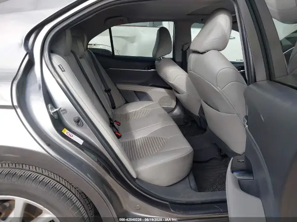4T1B11HK1KU159862 2019 TOYOTA CAMRY - Image 8