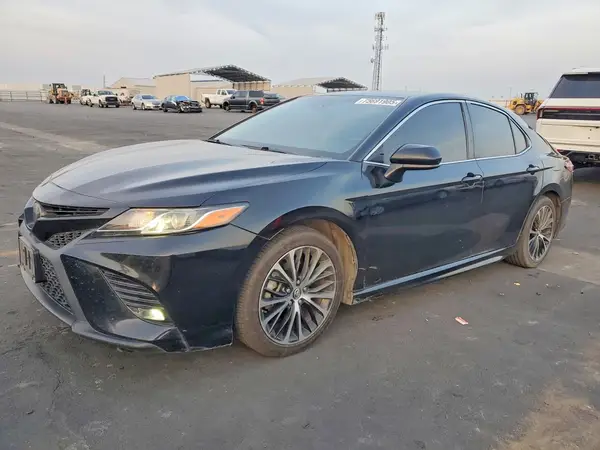 4T1B11HK1KU161319 2019 TOYOTA CAMRY - Image 1